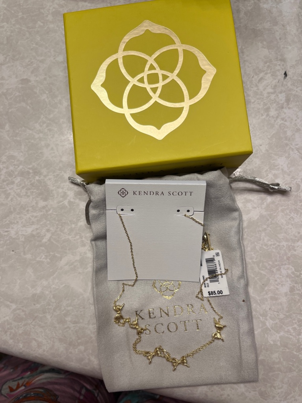 New in Box Kendra Scott Bow Gold Strand Necklace - Picture 3 of 5
